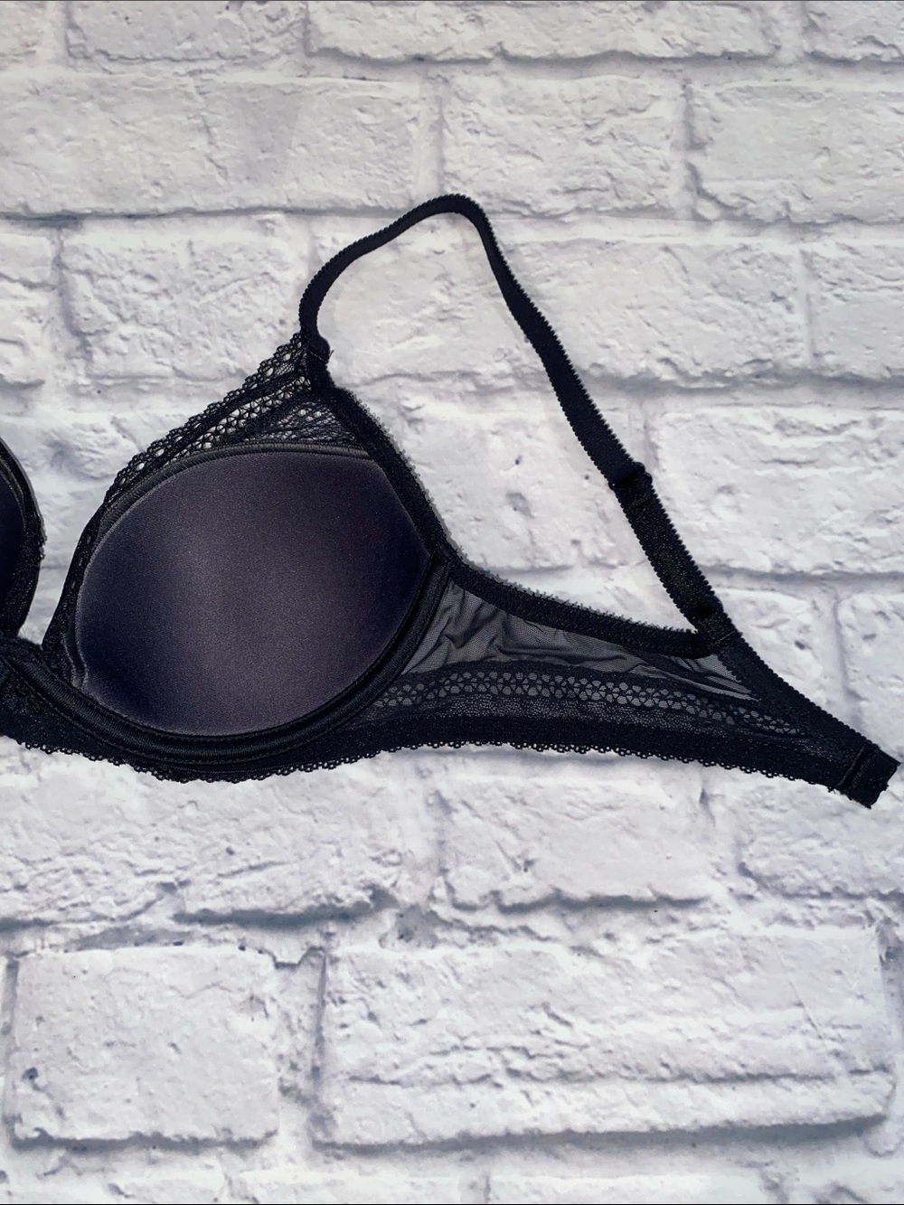 Chantelle Festivite Lace Plunge Bra Black 32C Style#C36820-011 - Picture 5 of 11